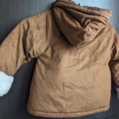 【未着用】子どもアウター　100サイズの画像