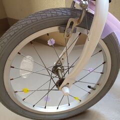 子供自転車　女の子自転車　ヨドバシカメラ　トイザらス　ラプンツェル自転車　16インチの画像