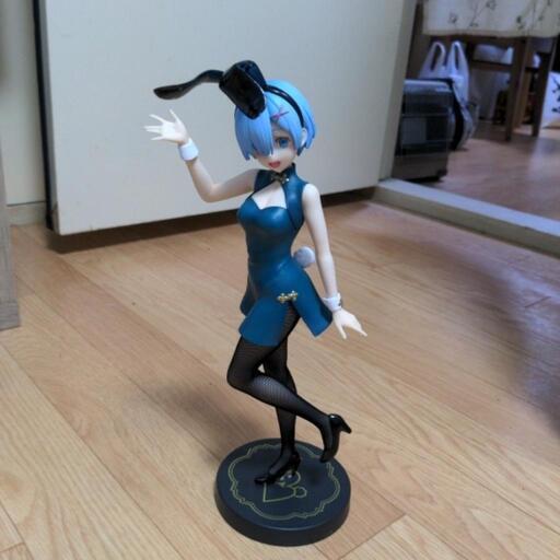 リゼロ　レム　網タイツ青バニー