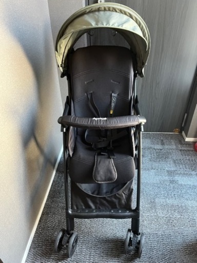 アップリカＢ型ベビーカー　3.2kg