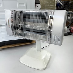 【美品‼️】コロナ 遠赤外線電気暖房機 コアヒート 電気ストーブ ヒーター シルバー♪の画像