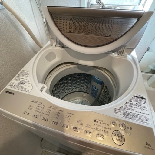 美品　値下げ　TOSHIBA 洗濯機　7kg AW-7G8(W)