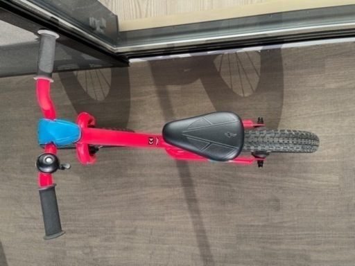 specialized hotwalk （スペシャライズド　ストライダー　バランスバイク）