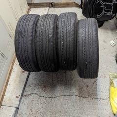 トヨタIQ　純正アルミホイール　タイヤ4本セット　５Ｊ16 インセット45   BSレグノ 175  60  16 