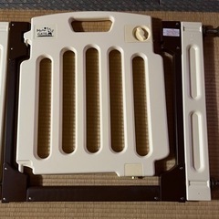 ベビーゲート