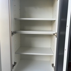 【スリム食器棚】お部屋を選ばず☆高級感もプラス☆の画像