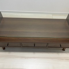 ローテーブル、木製、ガラステーブル付きの画像