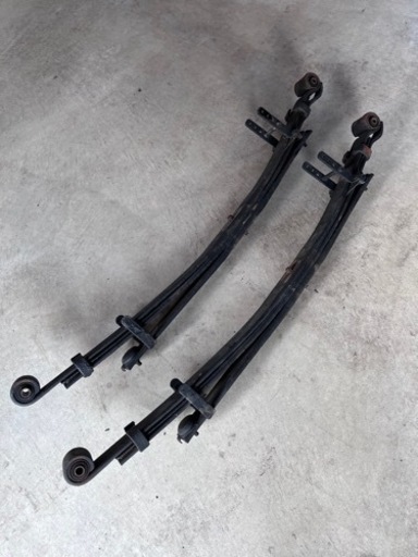 ハイエース純正リーフスプリング