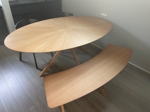 ダイニングセット　楕円形テーブル　ベンチシート