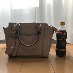 【新品•未使用】ハンドバッグお譲りいたしますの画像