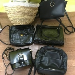 バッグ　いろいろ　おひとつ200円