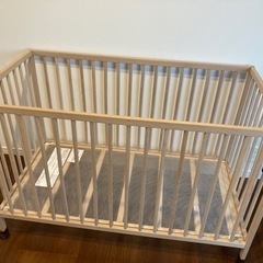 IKEA イケア　SNIGLAR スニーグラル ベビーベッド, ビーチ, 60x120 cmの画像