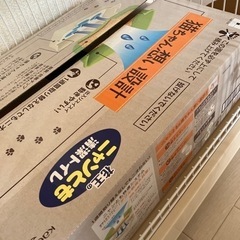 猫ゲージ2台と猫トイレ2台　※決まりました※の画像