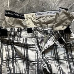 スノボ　メンズズボンLの画像