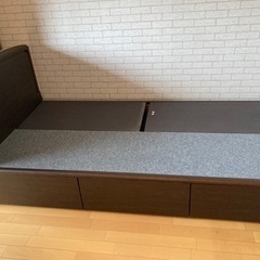 シモンズ収納付きシングルベッドの画像