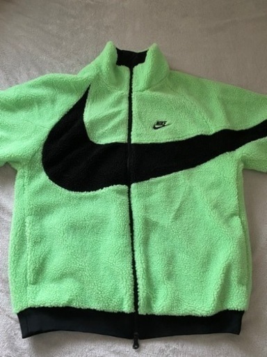 希少カラー完売NIKEリバーシブルボアジャケット