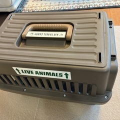 【美品】アイリスオーヤマ_犬用キャリーケース（Sサイズ）の画像