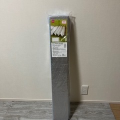 折りたたみアルミマット　ダイソー　大きめの画像
