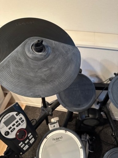 ローランド　電子ドラム　TD-11 スピーカー、椅子付き