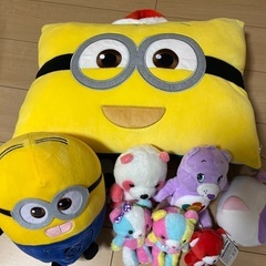 ぬいぐるみ、クッション