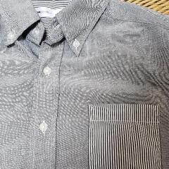 ●近日処分予定●ボタンダウン　グレー　五分袖？シャツの画像