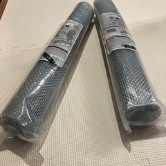亜鉛めっき金網。新品２本を半額で。の画像