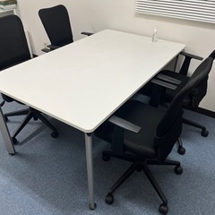 イトーキ オフィスデスク&チェア　会議机&椅子4脚　ミーティングに最適！横1480mm×縦900mm