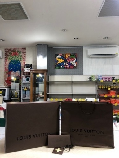LOUIS VUITTON 箱・袋・おまけ