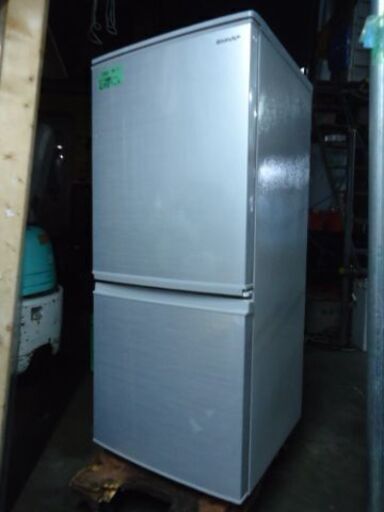 K843　シャープ　2ドア冷蔵庫　SJ-DHF-S
