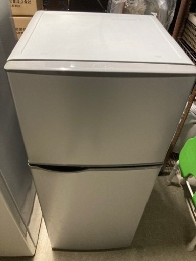 【取引中】【値下げ】冷蔵庫　シャープ　118L  2015年製