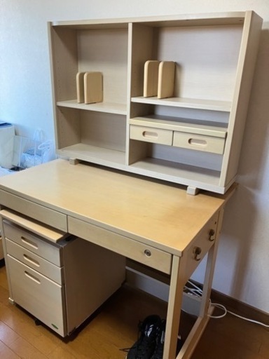 学習机【車で引き取りに来てくれる方】