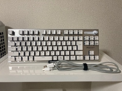 「値下げ‼︎」ROCCAT テンキーレスゲーミングキーボード　15,000円