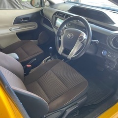 車検たっぷり‼️交換可‼️TOYOTA アクア　楽々プッシュスタートの画像