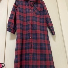 赤チェックロングシャツ？ワンピにも❤️