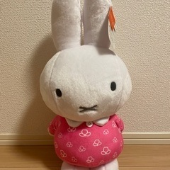 ミッフィー　ぬいぐるみの画像