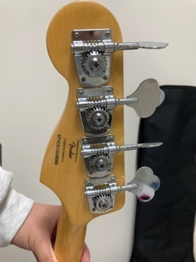 決まりました　square jazz base by fender 