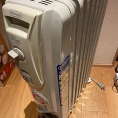 2006年式 美品■デロンギ◆オイルヒーター◆R730812EF...