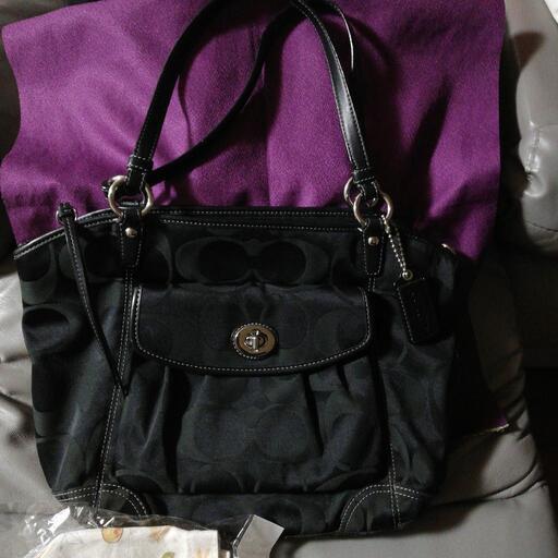 COACH、バッグ。