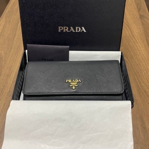 【PRADA】 長財布 ネイビー
