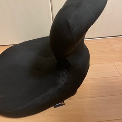 姿勢が良くなる座椅子の画像