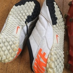 サッカーシューズ　28cm 29cm 4点セット リユースの画像