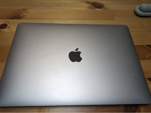 MacBook pro 2019 第8世代　13インチ