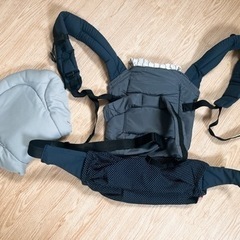 コンビ抱っこ紐　インサート付きの画像