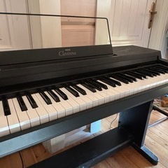 電子ピアノ　YAMAHA CLP-250