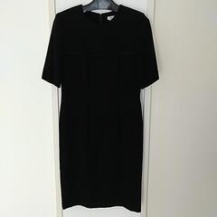 ブラックフォーマル、セットアップ9号&黒バック  美品
