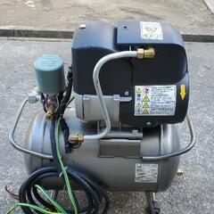 日立　ベビコン　三相200vの画像