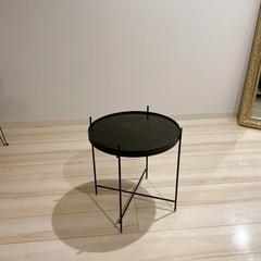 【引き取り相手確定しました】サイドテーブル　simple Designの画像