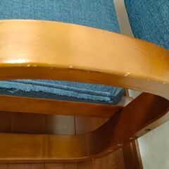 低い椅子の画像