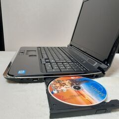 【取引中です】FUJITSU　LIFEBOOK　15インチ　i7　8GB　SSD（256）　Office2021　ブルーレイ　Wi-Fi　テンキー　Windows11　23H2　④の画像