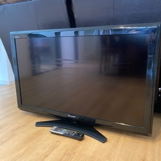 液晶カラーテレビ40インチ